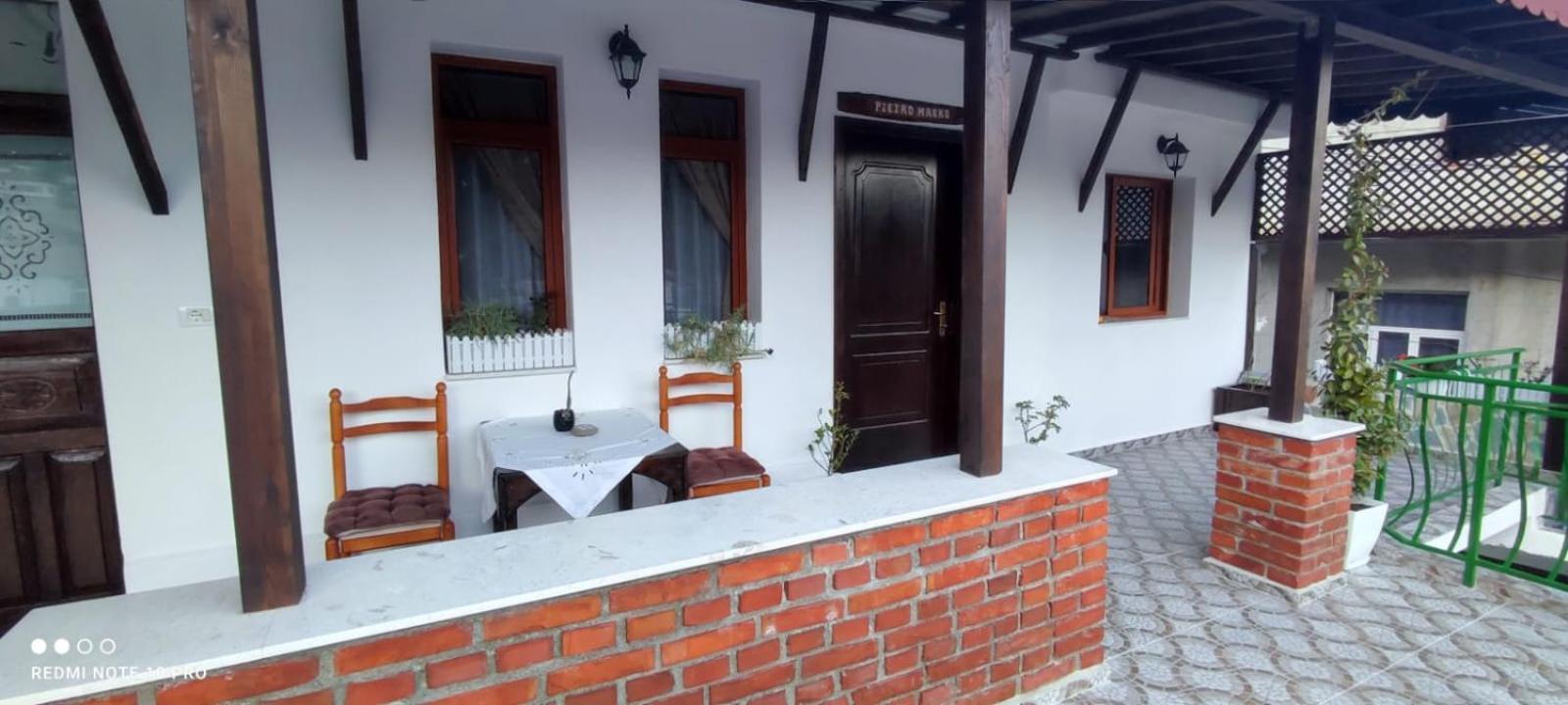 Guest House Baba Lluka Berat Ngoại thất bức ảnh