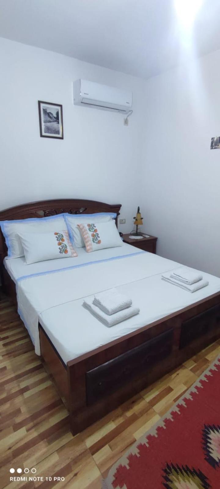 Guest House Baba Lluka Berat Ngoại thất bức ảnh